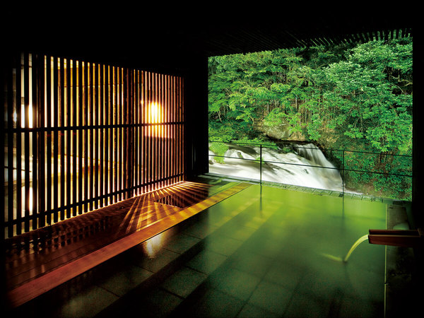 Higashiyama Onsen (Shosuke no Yado - Takinoyu Hot Spring)