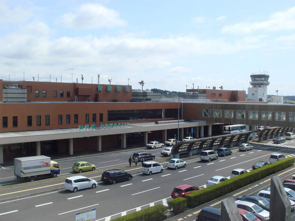 8:45 Aomori Airport